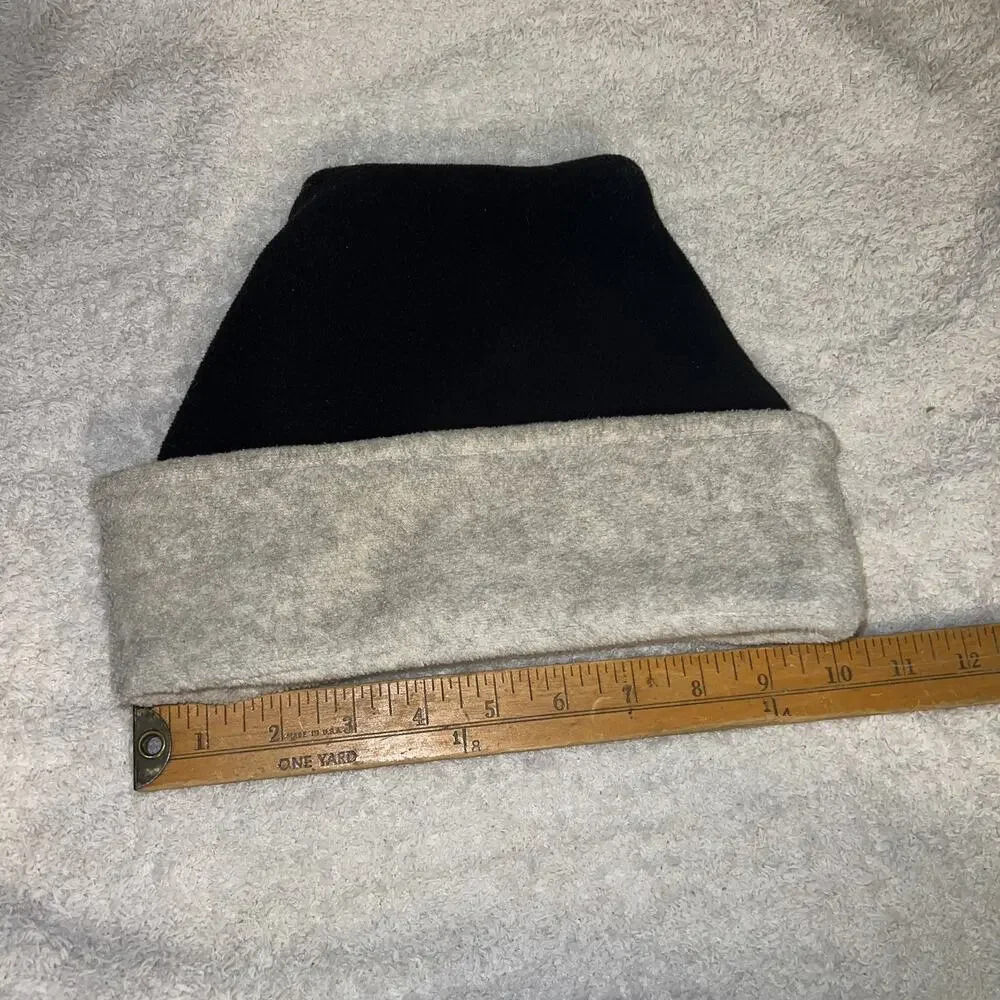 Soft Winter Hat NO TAGS NO SIZE Cream n Black in color